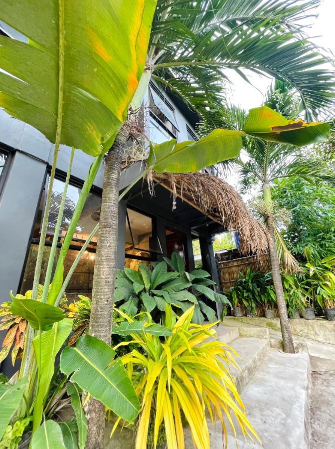 Dayon Hostel Coron Exterior foto